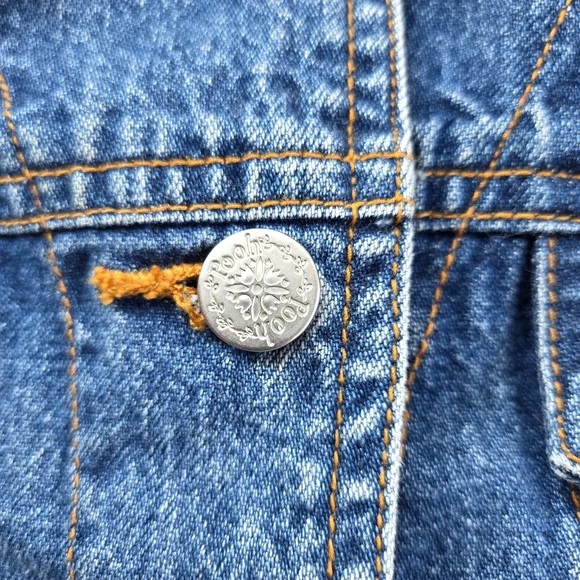 Pooh Embroidered Denim Vest - Picture 5 of 8